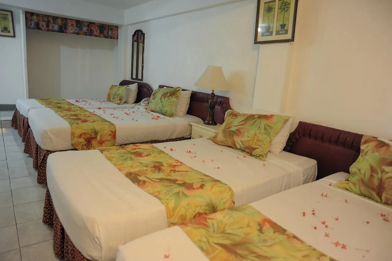 ***  Hotel Glorianna Montego Bay Jamaica